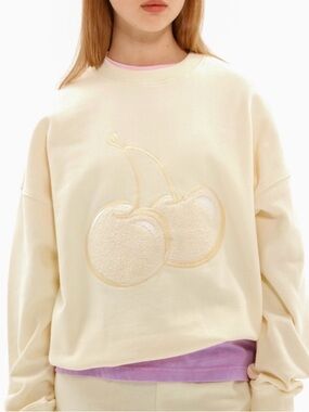 KIRSH Cherry Sweatshirt (Korean streetwear brand) One size, oversized